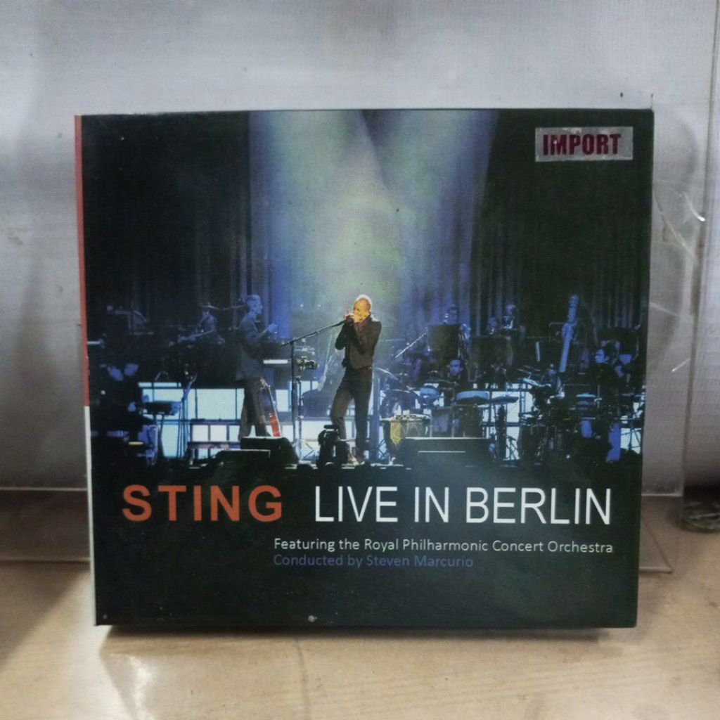 kaset cd ori , sting live in berlin featuring the royal