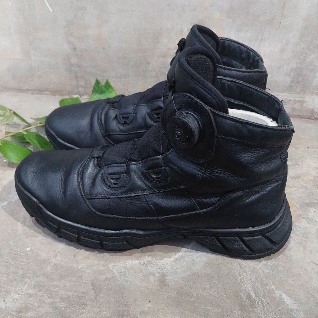 sepatu second tactical size 44(29cm)