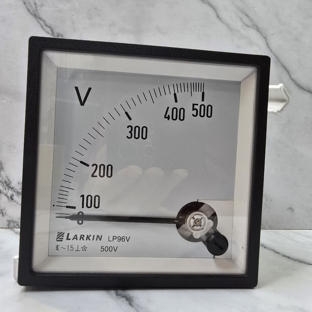 LARKIN VOLT METER ANALOG 500V LP96V Body 96*96 Class 1,5
