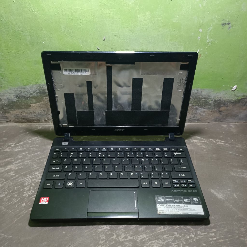 Casing Case Kesing Laptop Acer Aspire One 725
