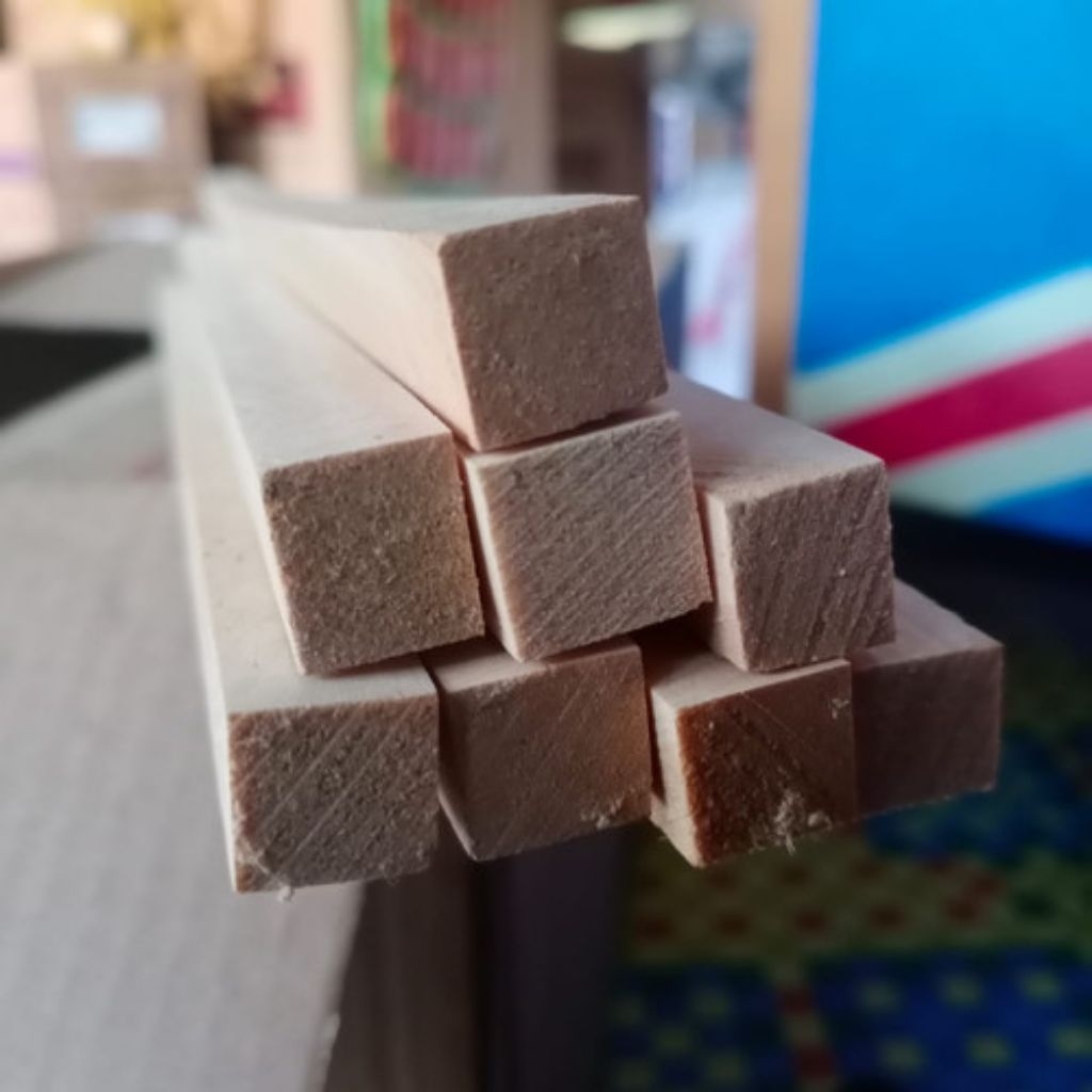 Stik Kayu 1cm x 1cm x 1 meter stik kayu kotak sudah di serut halus