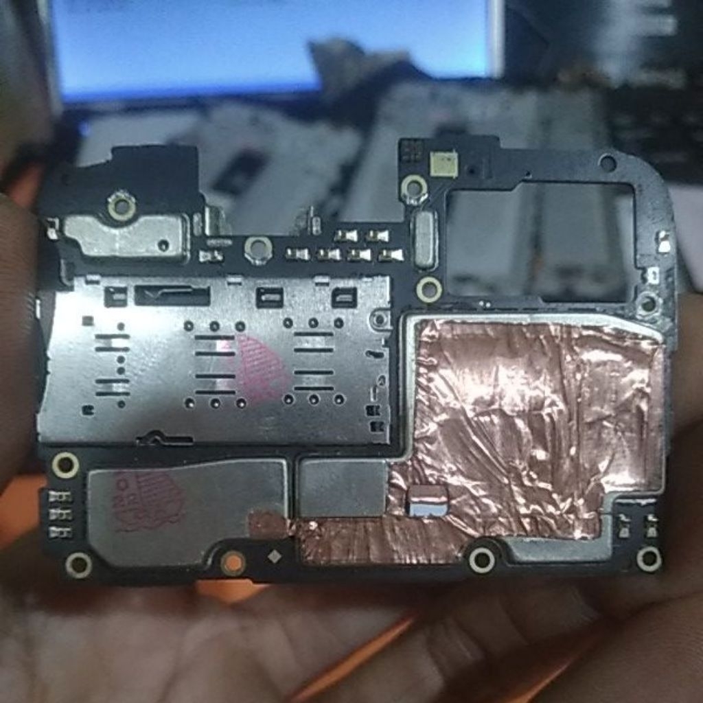 mesin oppo f9 ram 4/64 , tekan power getar , gambling saja