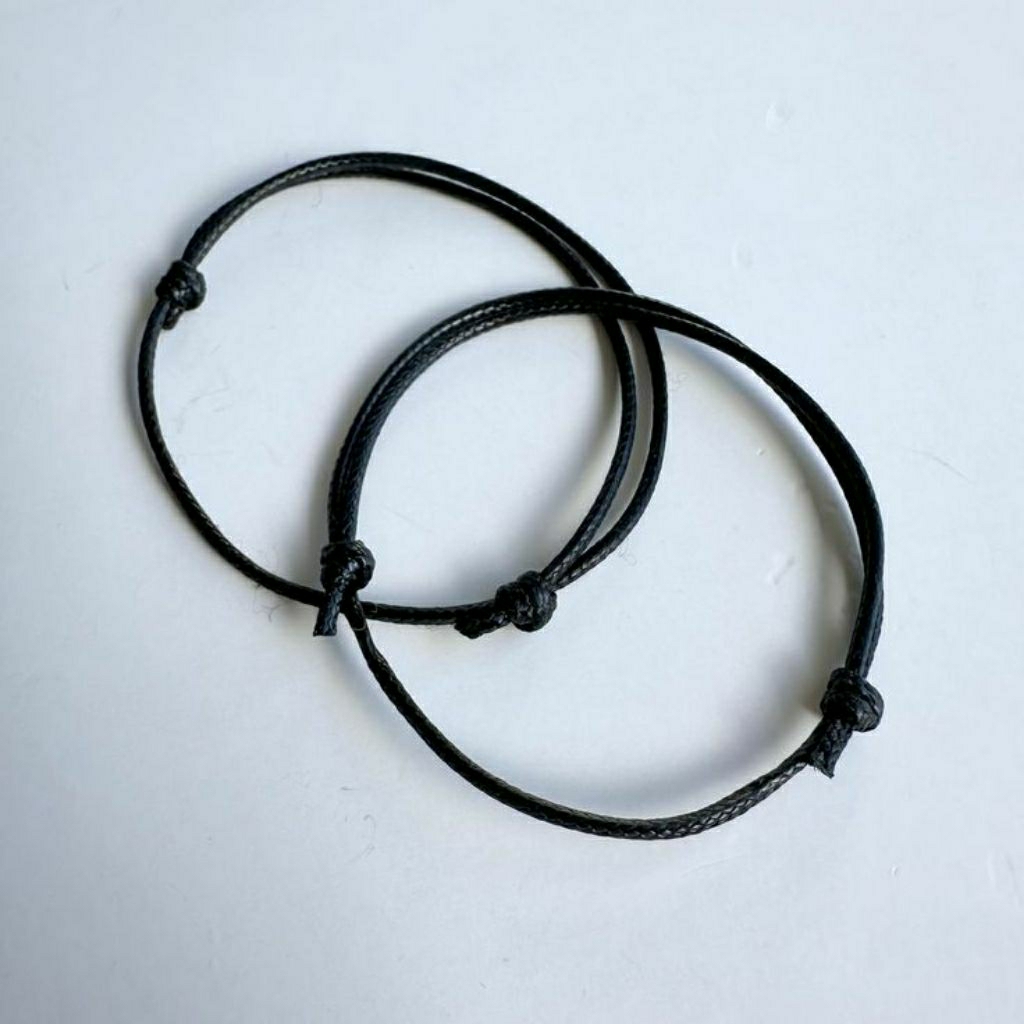 Gelang tali polos warna hitam