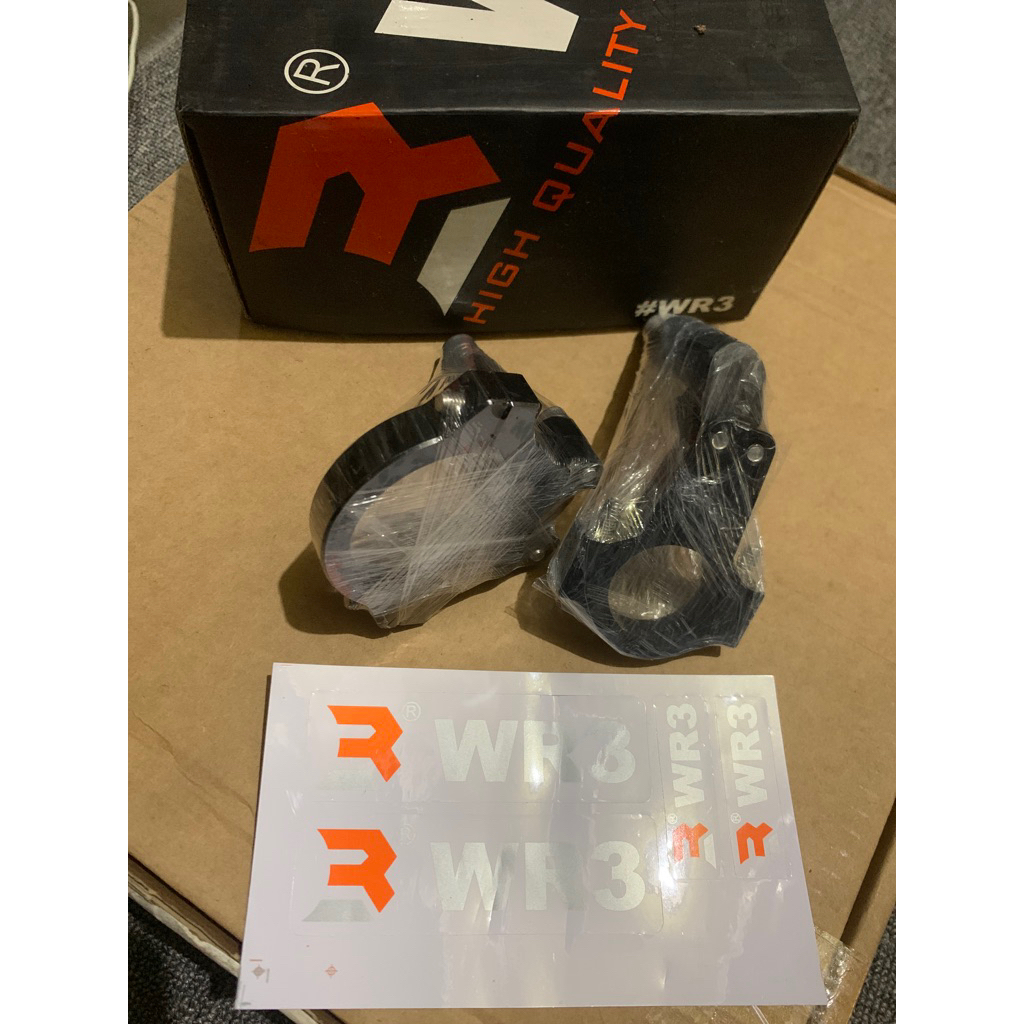 DUDUKAN STEERING DAMPER KAWASAKI NINJA 150 RR