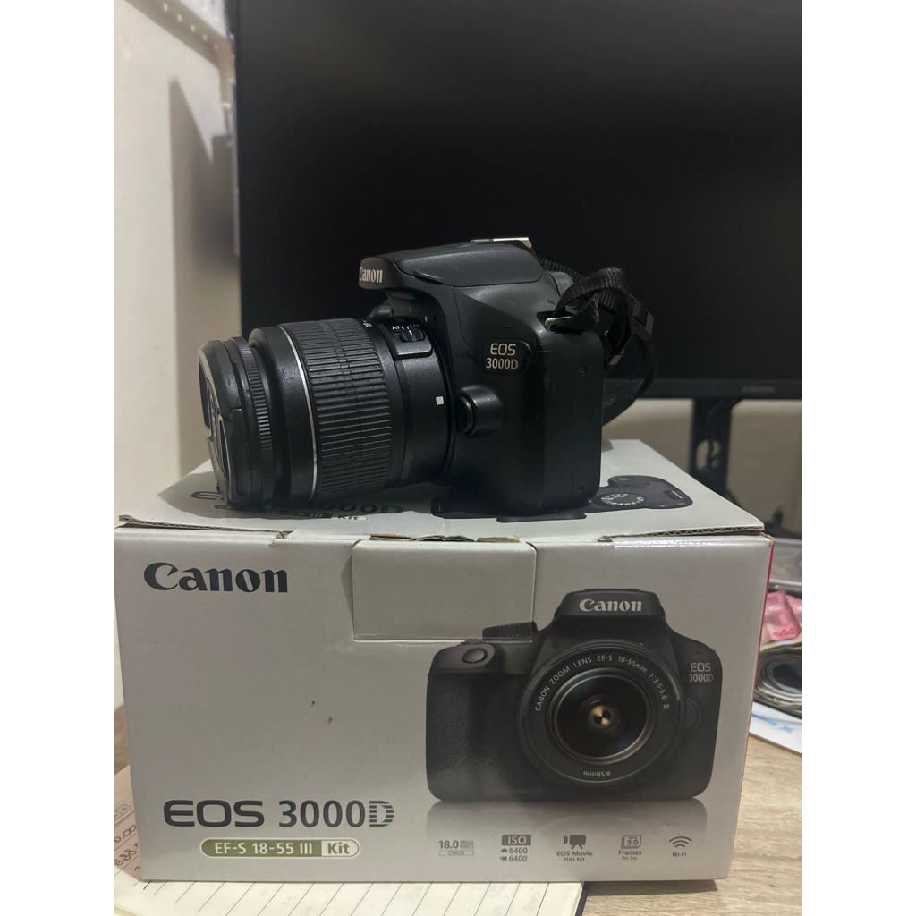 Kamera Canon EOS 3000D Bekas