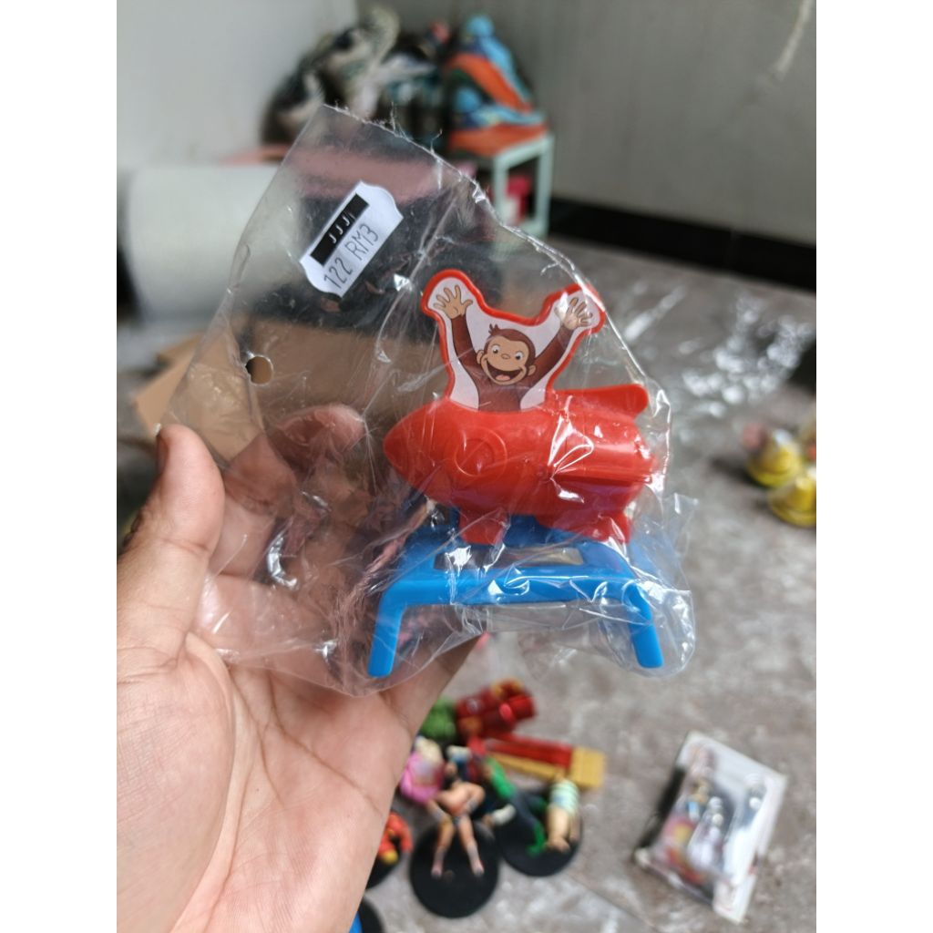 figure curious george h