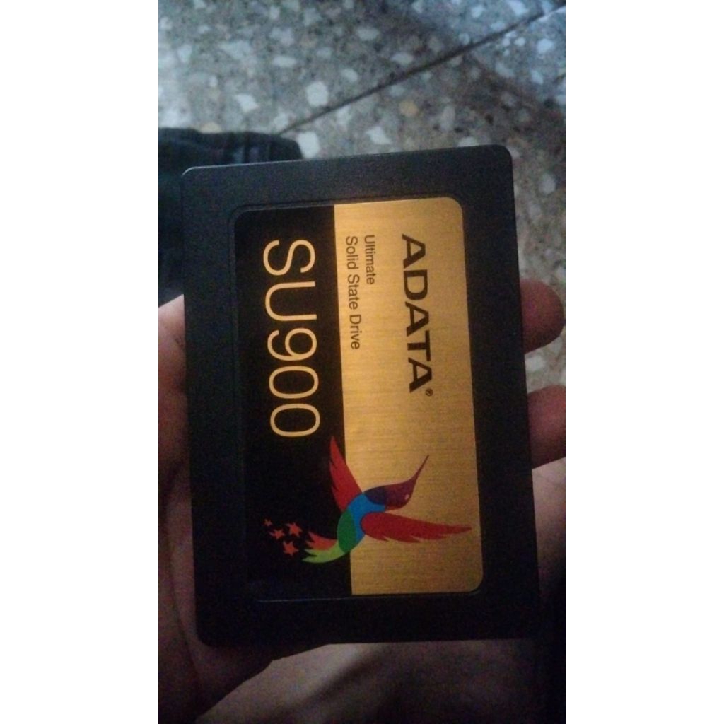 SSD adata su900