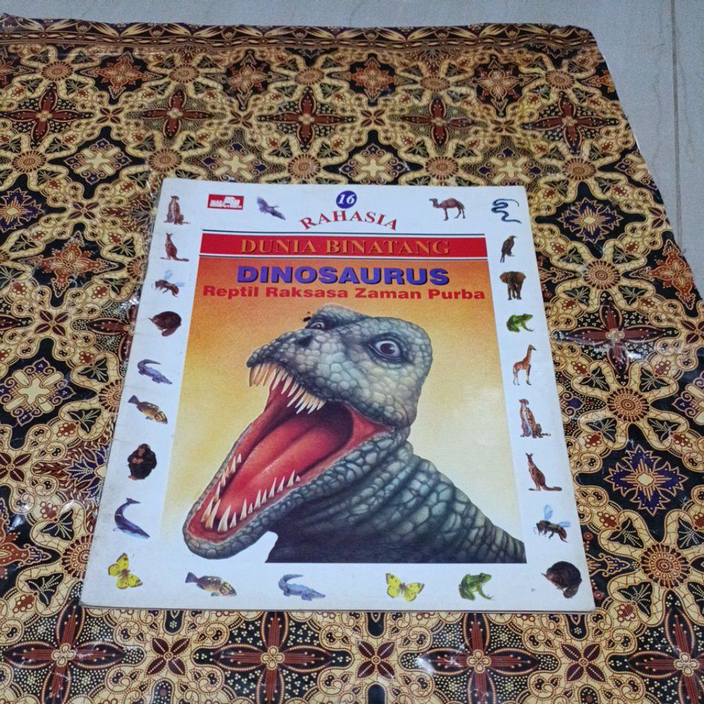 Buku Rahasia Dunia Binatang - Dinosaurus