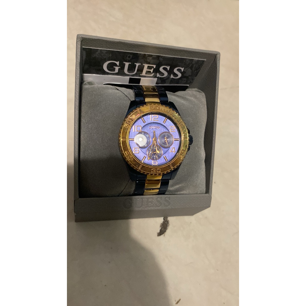 jam tangan GUESS biru gold