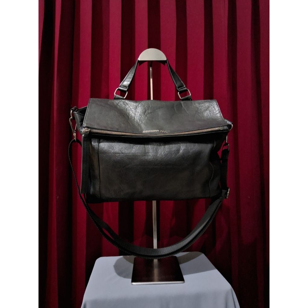 Hobbo Bag Mandarina Duck