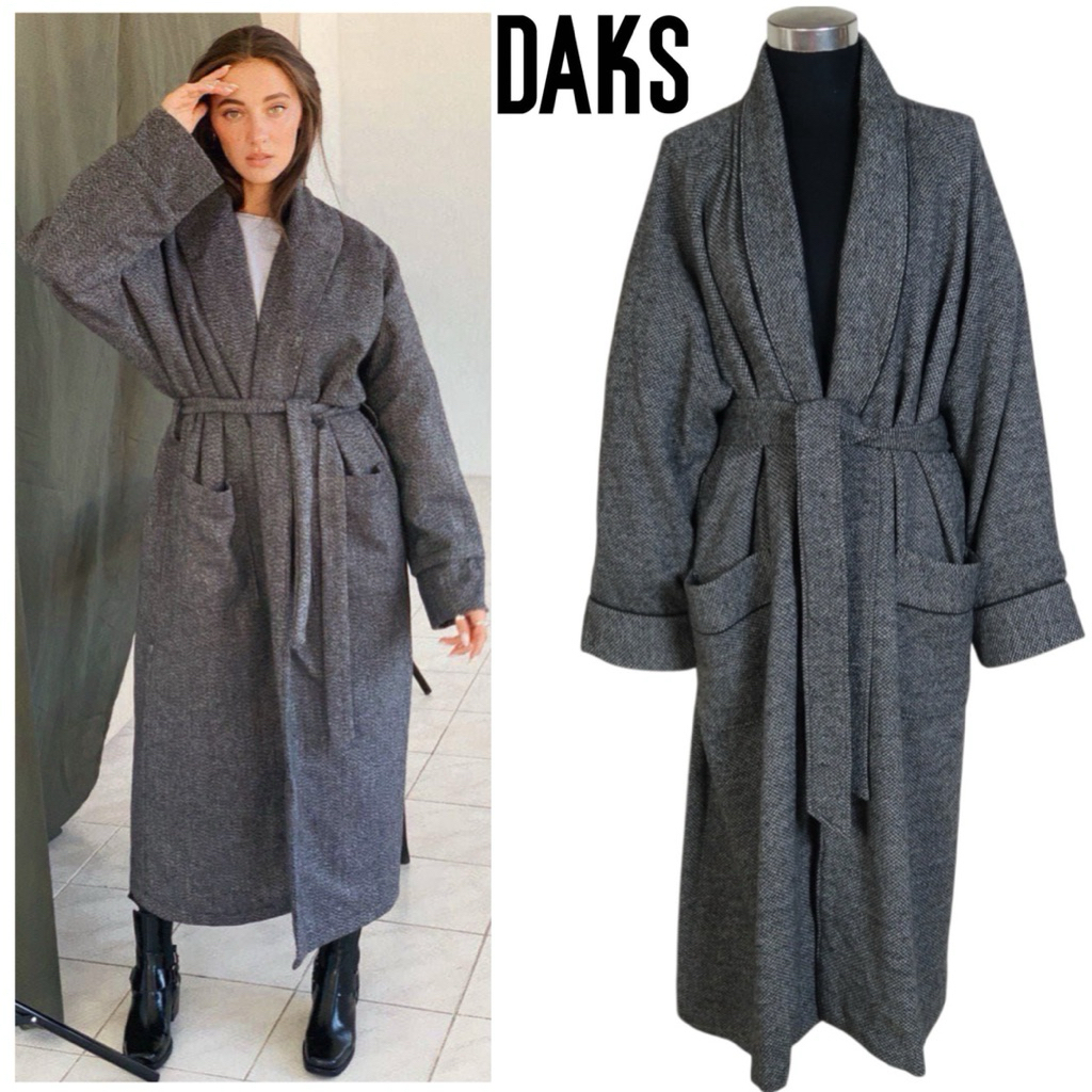 Women wool coat brand DAKS