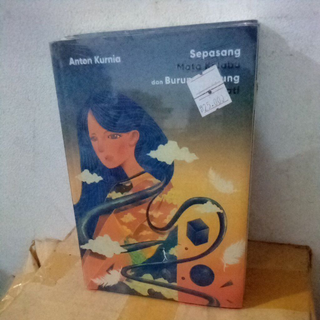 SEPASANG MATA KELABU DAN BURUNG-BURUNG YANG MATI