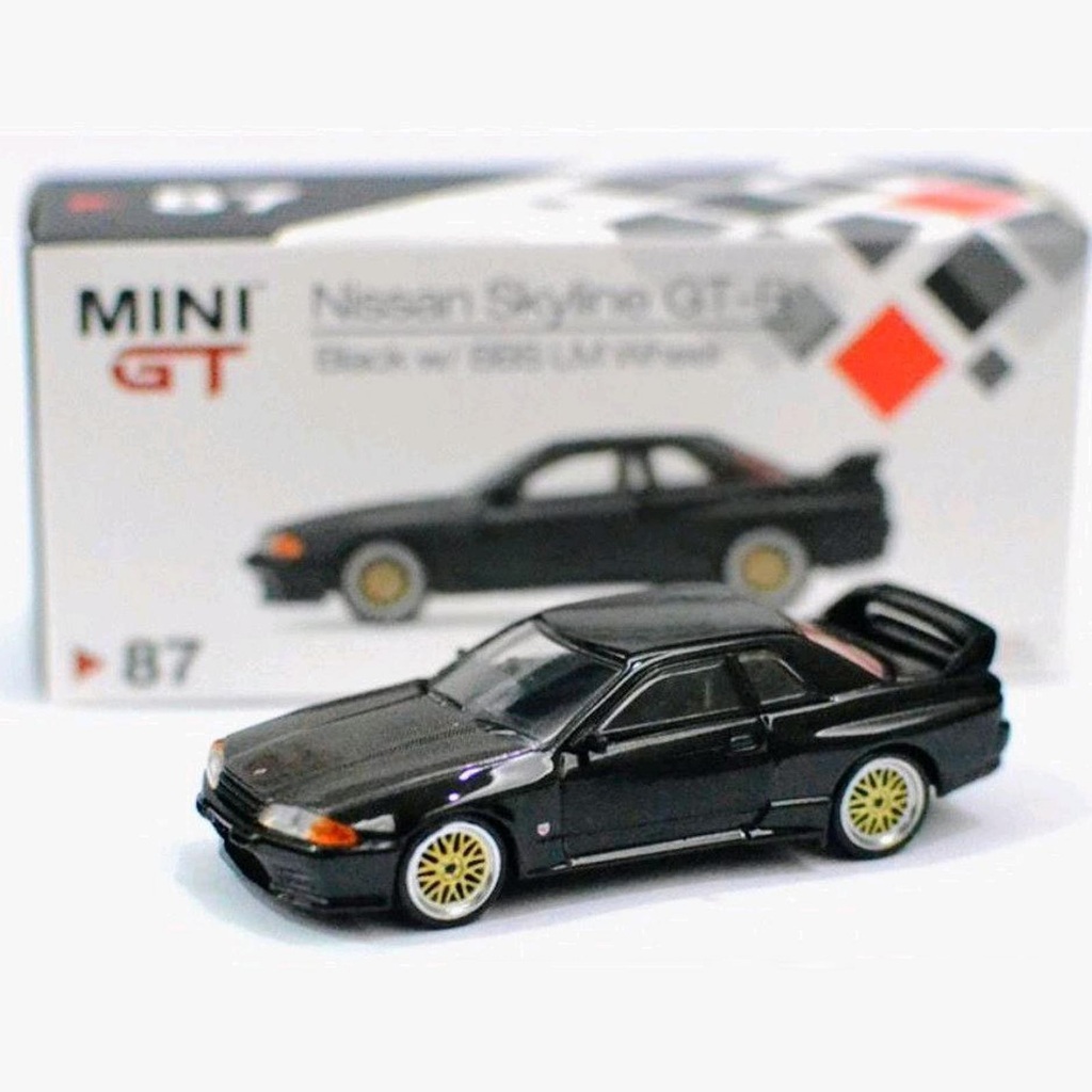 Mini GT 87 Nissan Skyline GT-R R32 Black With BBS LM Wheel
