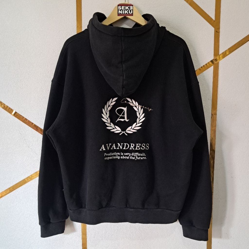 Hoodie AVANDRESS Laurel Bordir Idol KPop Jeno NCT Bahan fleece tebal