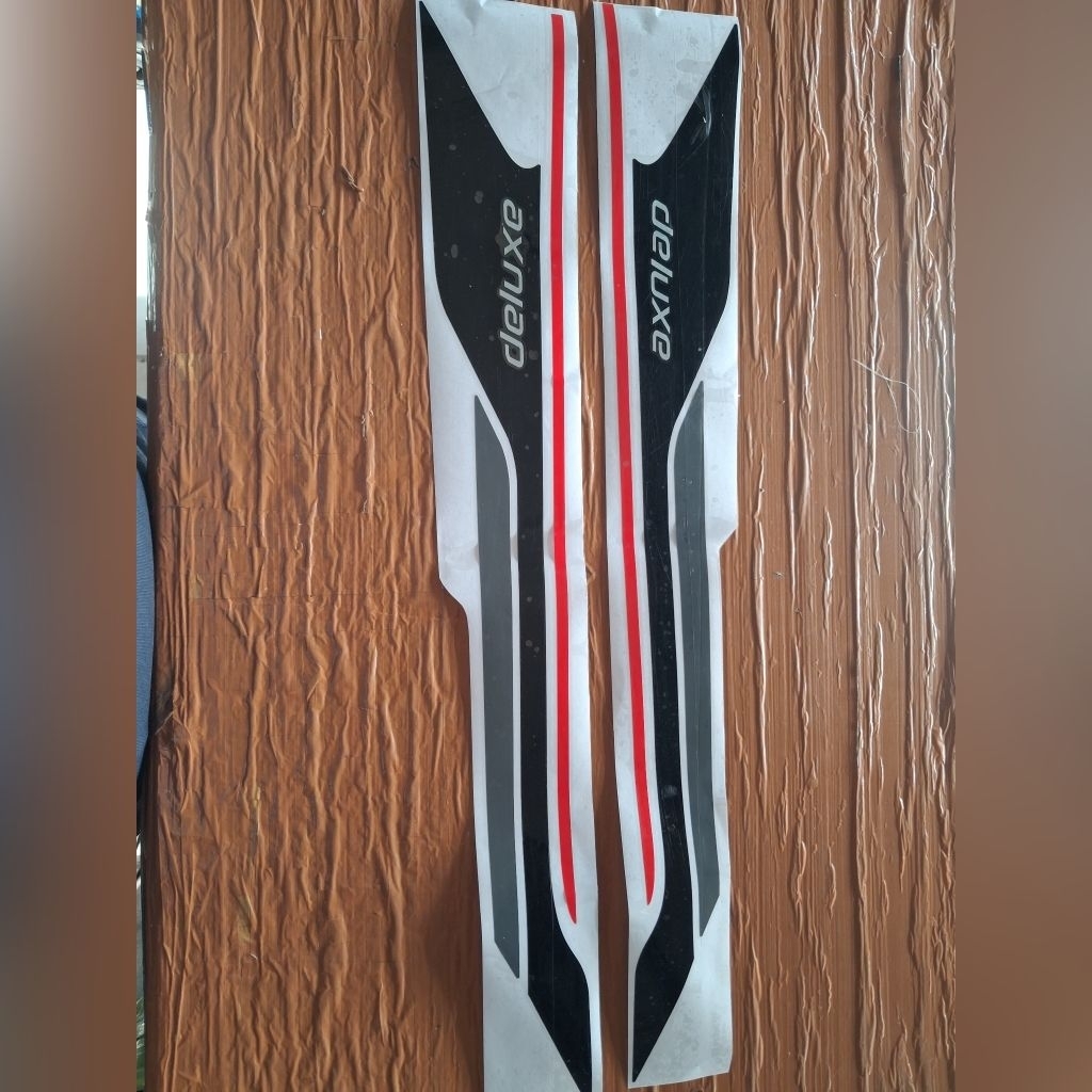 Stiker Deluxe New Sigra 2022