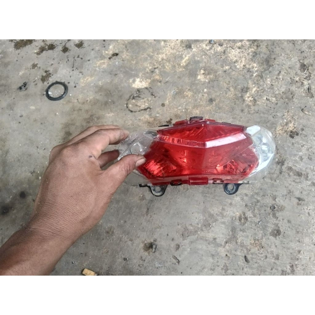 lampu belakang stop lampu Vario 150 Vario 125 LED old original coopotan