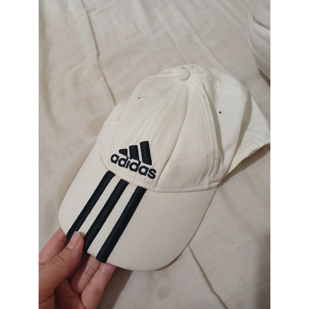 topi adidas original putih