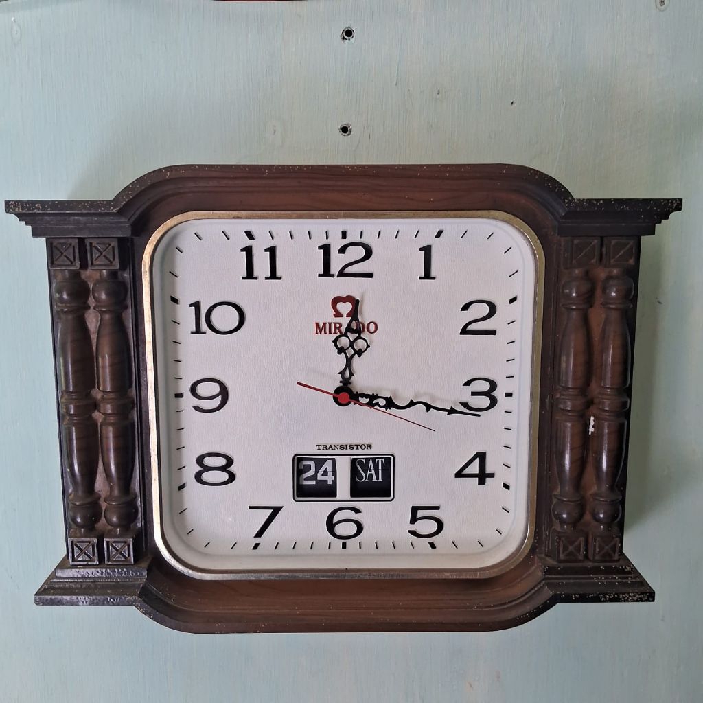 Mirado jam dinding jadul
