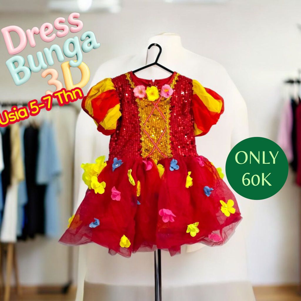 Gaun Natal Merah Bunga Usia