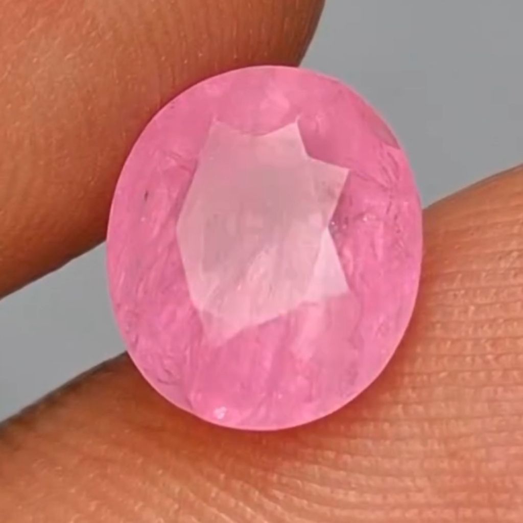 Natural Pinkish Red Ruby 2.35ct H(a) Burma Myammar