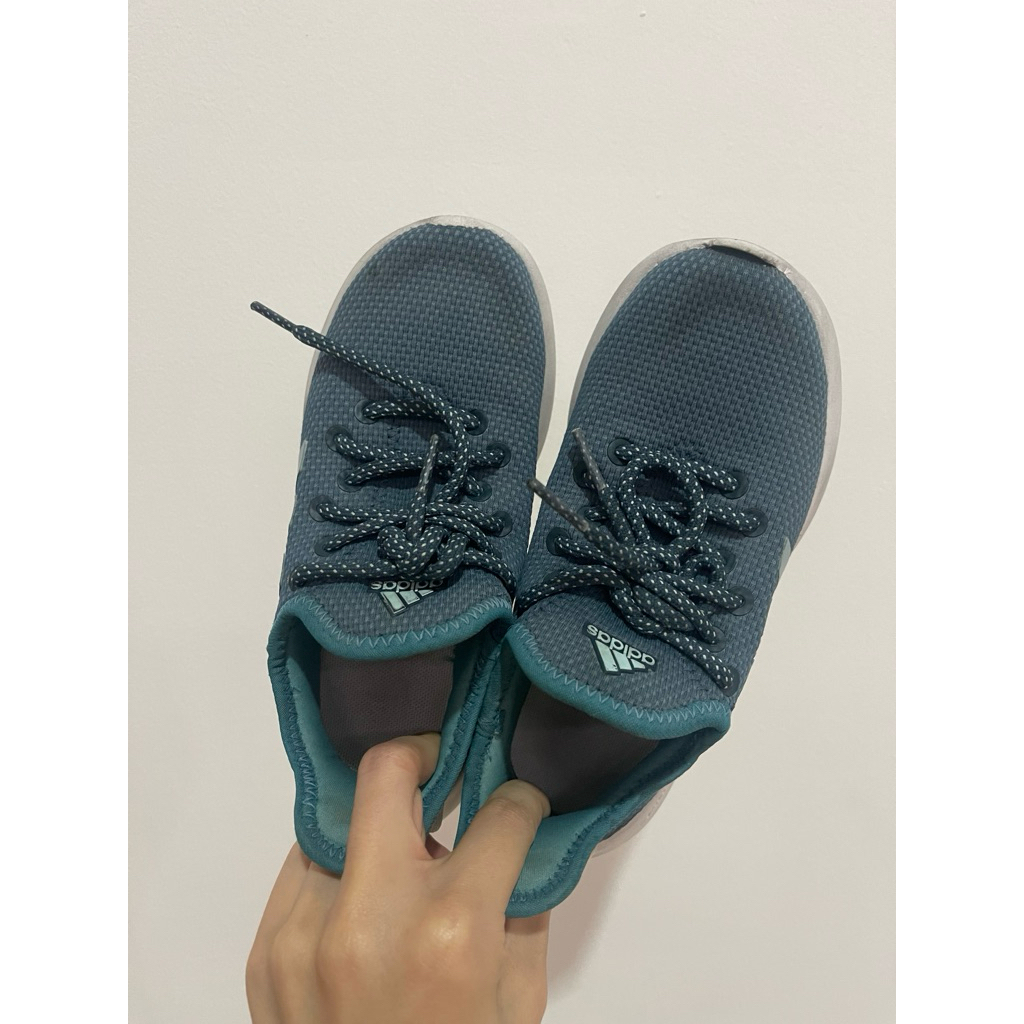 sepatu adidas anak preloved