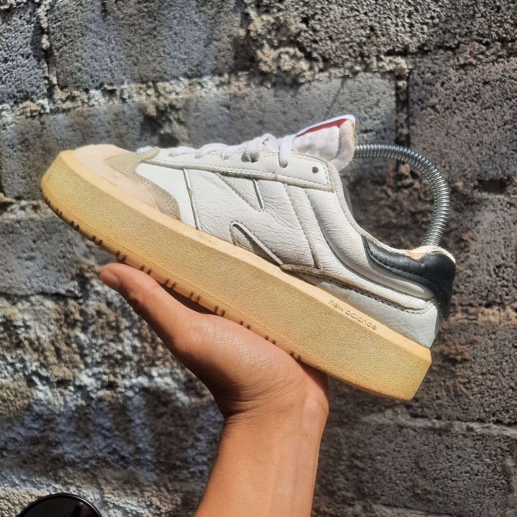 Jual Sepatu Sneackers Dan Casual Pria NB-CT302 Putih Shoes Casual Pria