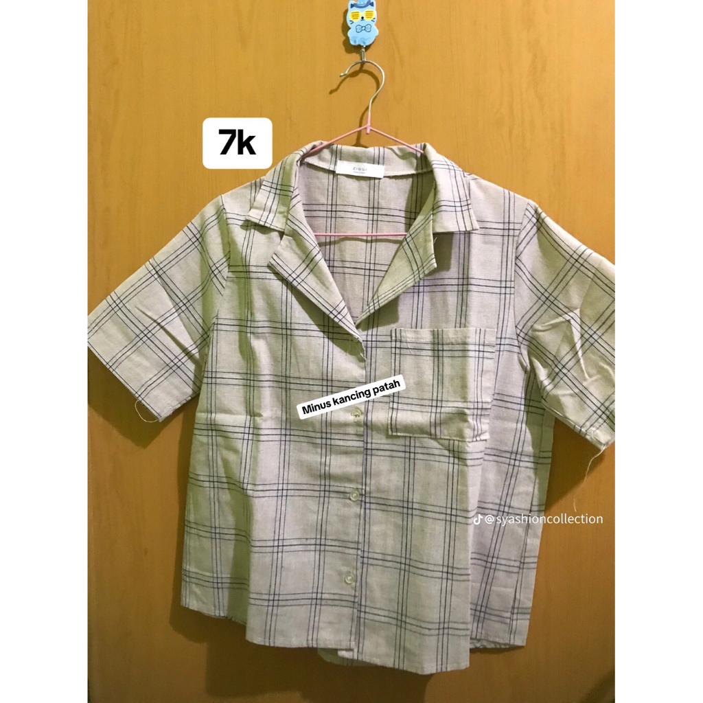 KEMEJA CROP WANITA MOTIK KOTAK KOTAK