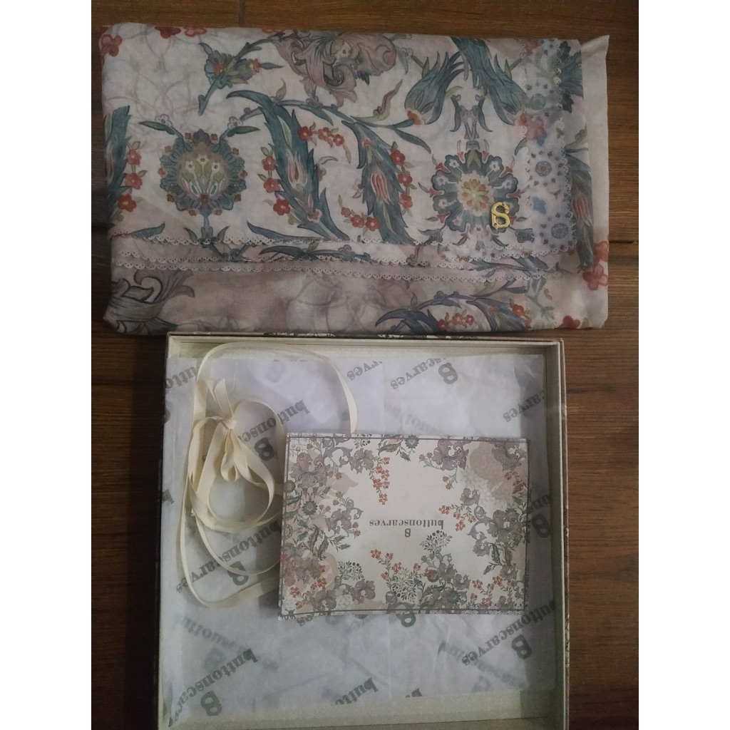 Preloved jilbab Buttonscarves Topkapi