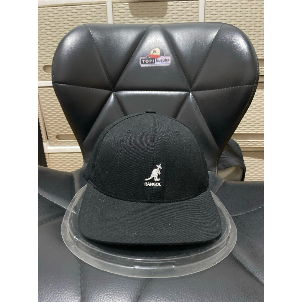 Topi Kangol Snapback buildup warna hitam lk 58-60cm
