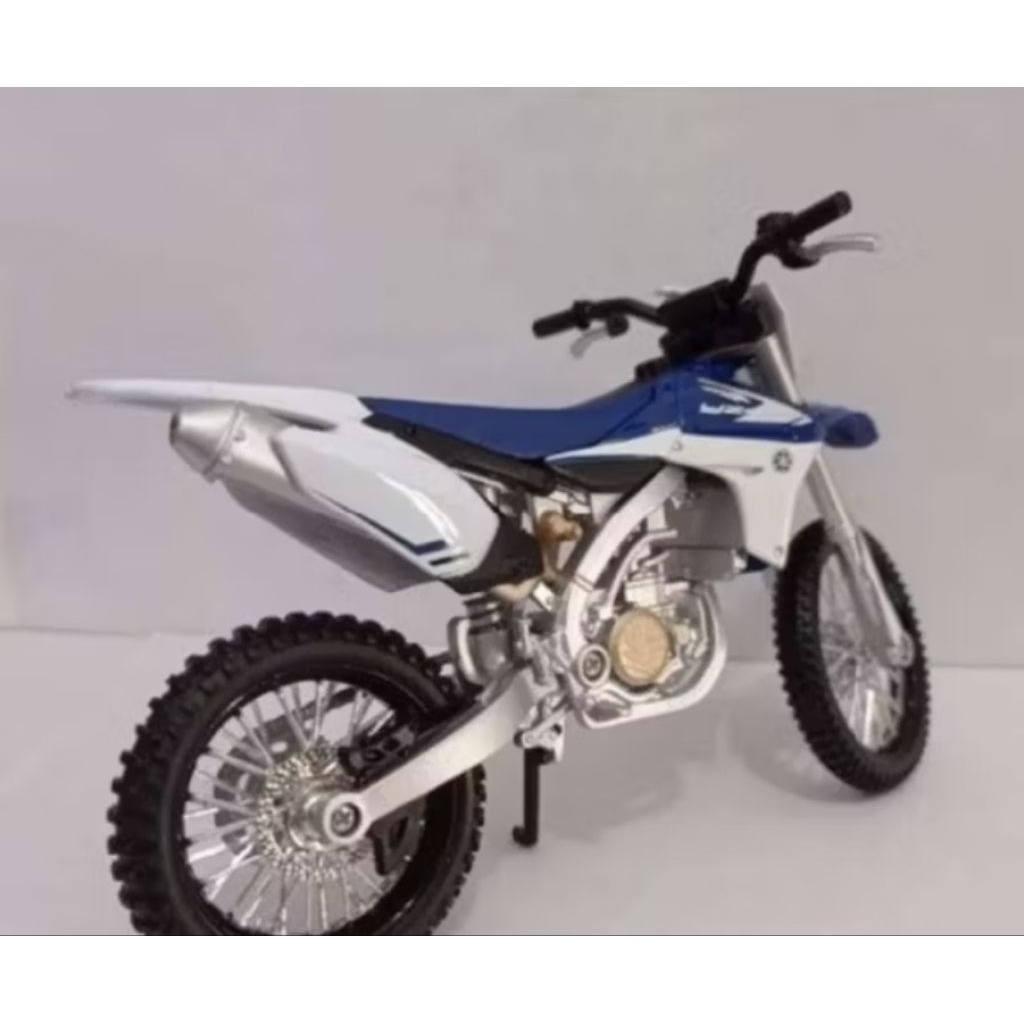 diecast miniatur motor trail Yamaha yz 125cc two stroke engine