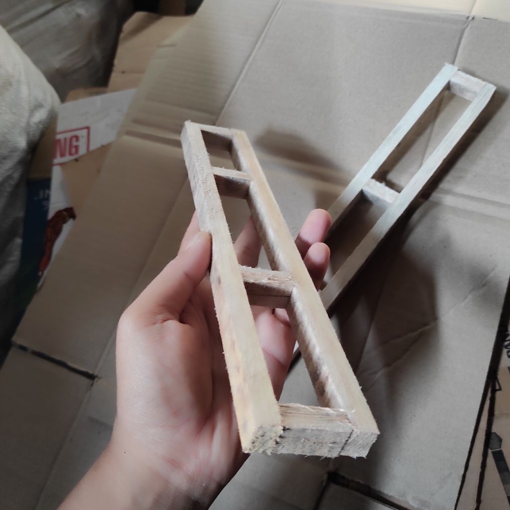 Mentahan Sasis miniatur truk bus Truk plastik kardus kayu ready kayu