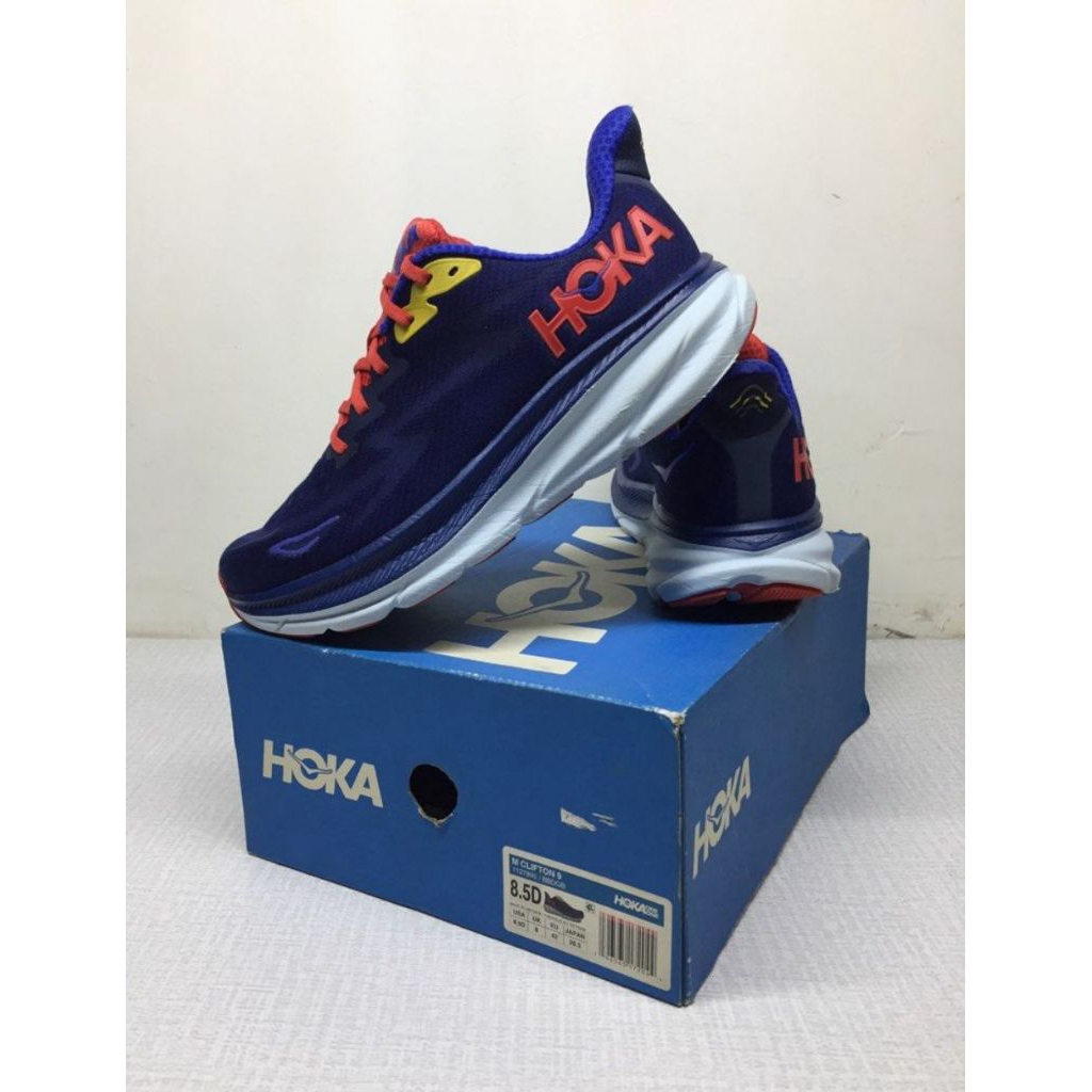 Hoka Clifton 9