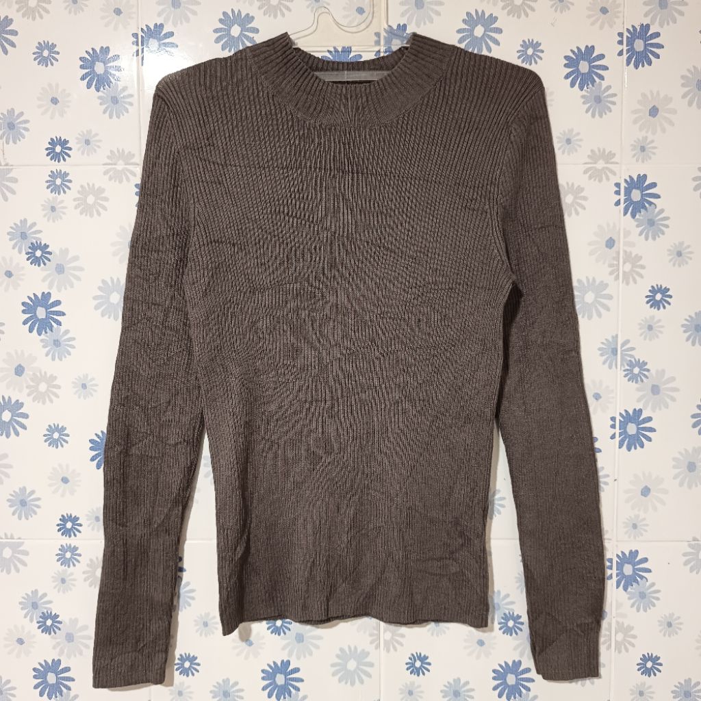 GU UNIQLO Ribbed Sweater Sweter Inner Top Atasan Wanita Knit Knitwear Lidi Round O-neck Abu Coklat