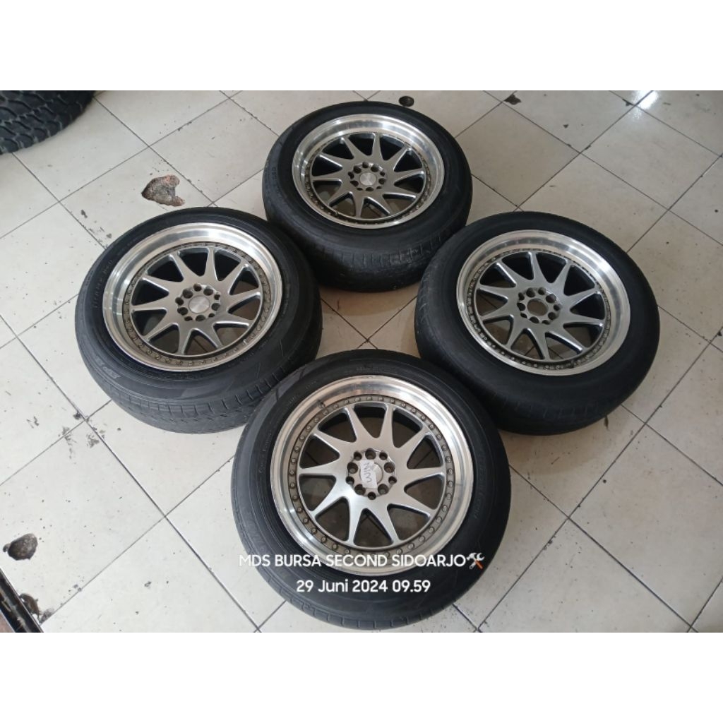 Velg Mobil Racing Bekas Ring 18 Lubang 5 18X8.5 H5X114,3 +ban tebel
