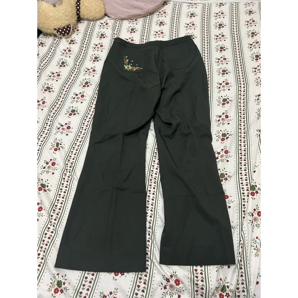 Preloved Celana Borongan