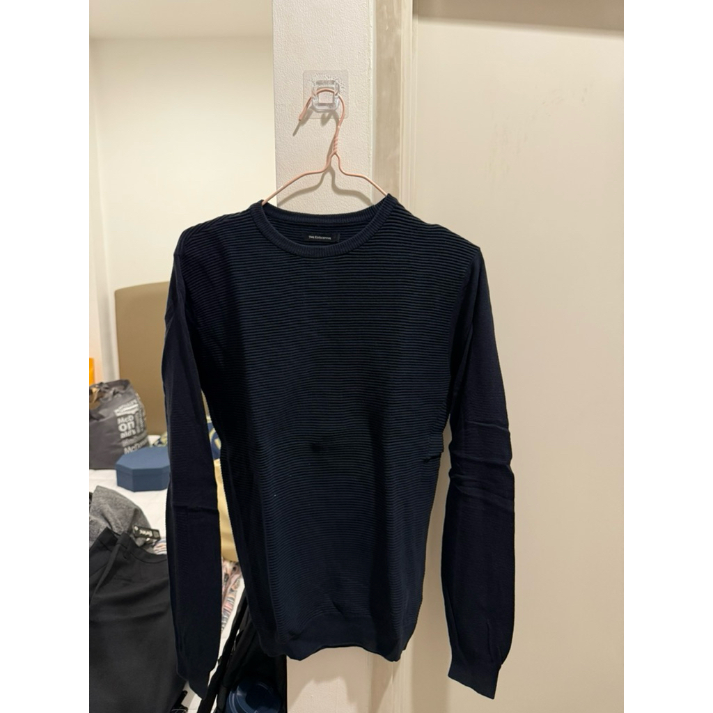 Sweater The Executive & Celana Jeans Pria