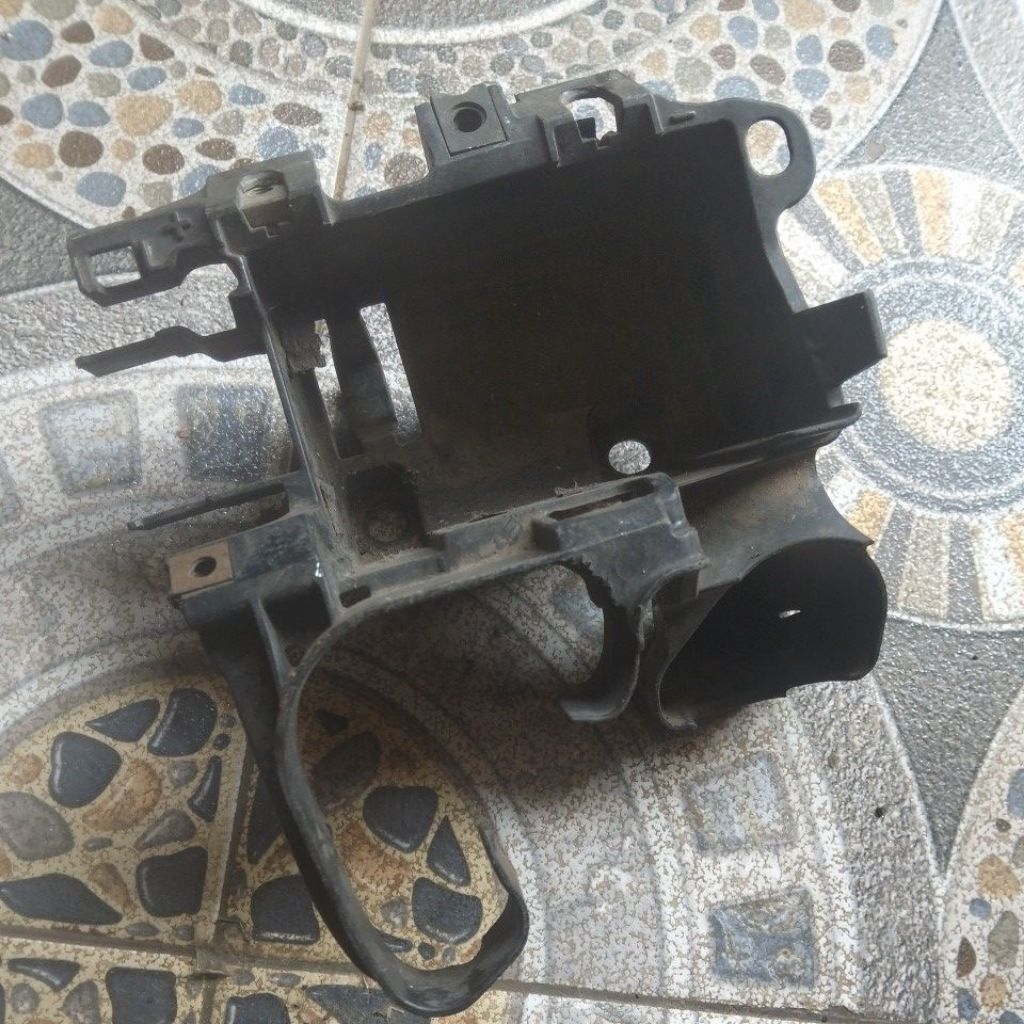 wadah aki xeon karbu bekas original