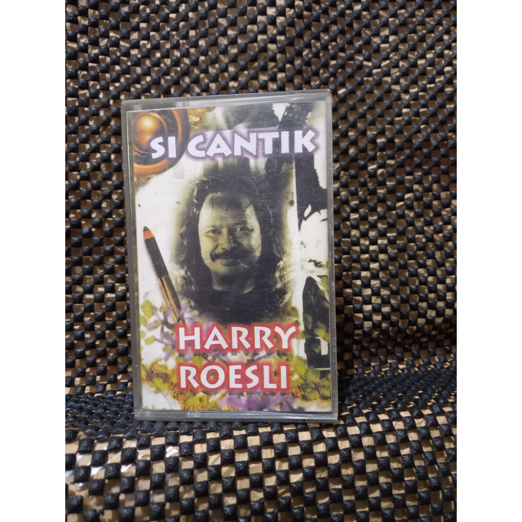 KASET PITA HARRY ROESLI / SI CANTIK