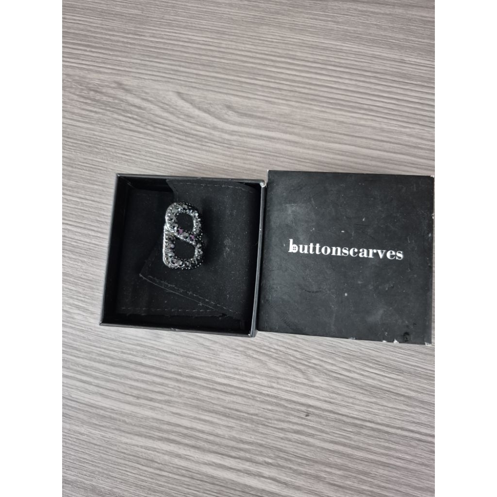 preloved bross brosch pin button scarves 100% original buttonscarves BS black hitam jarang pakai pea