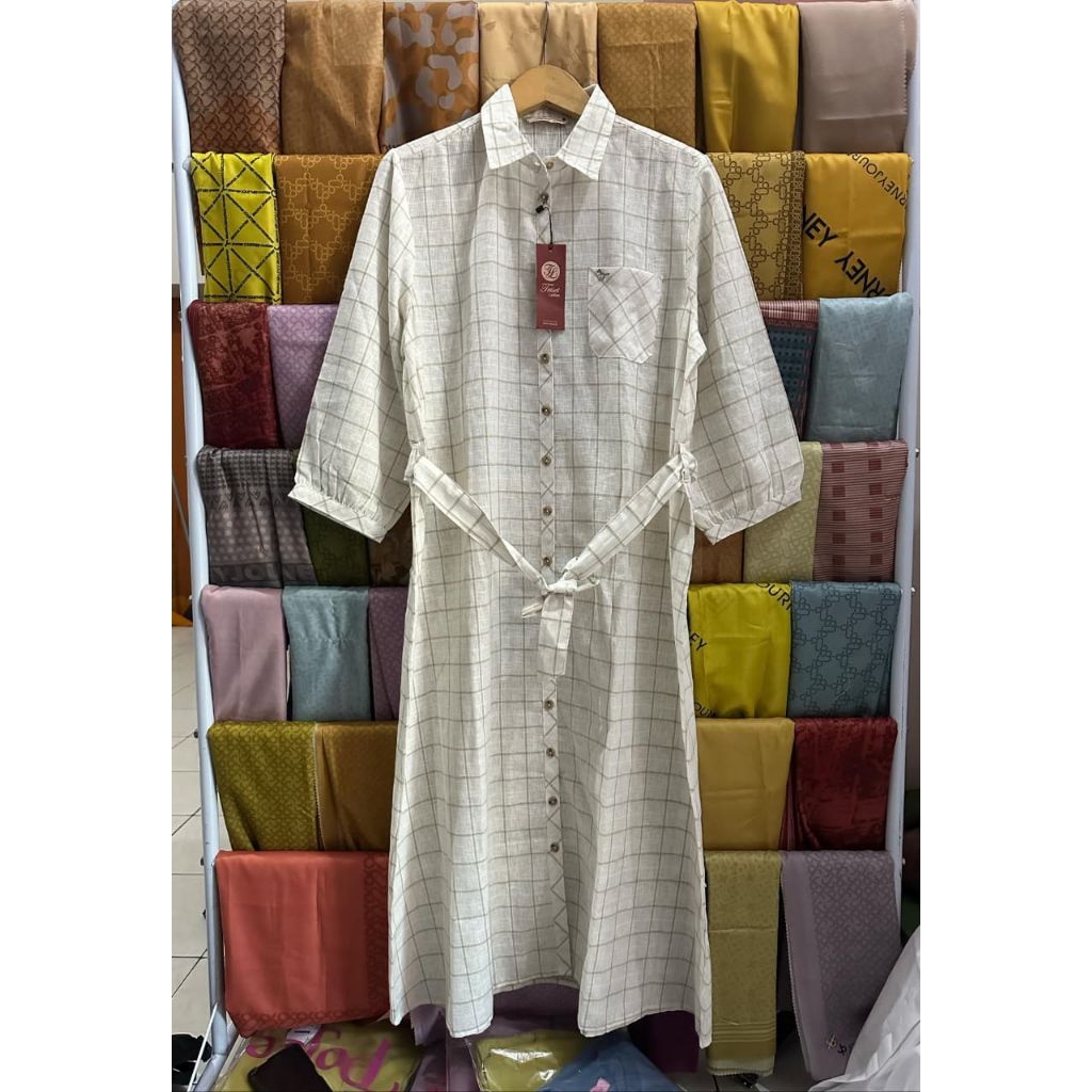 White Dress - TRISET, Pakaian Wanita