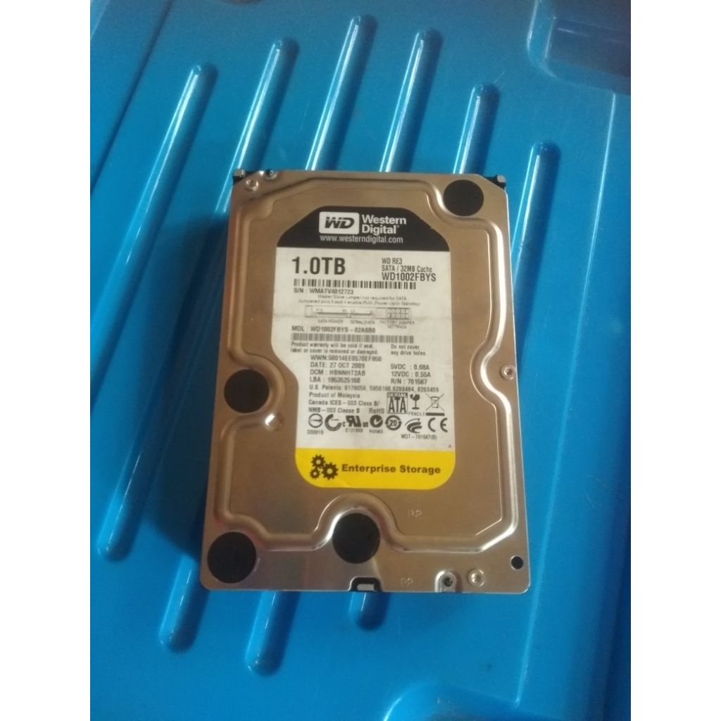 Harddisk PC komputer 1tb merk WD black