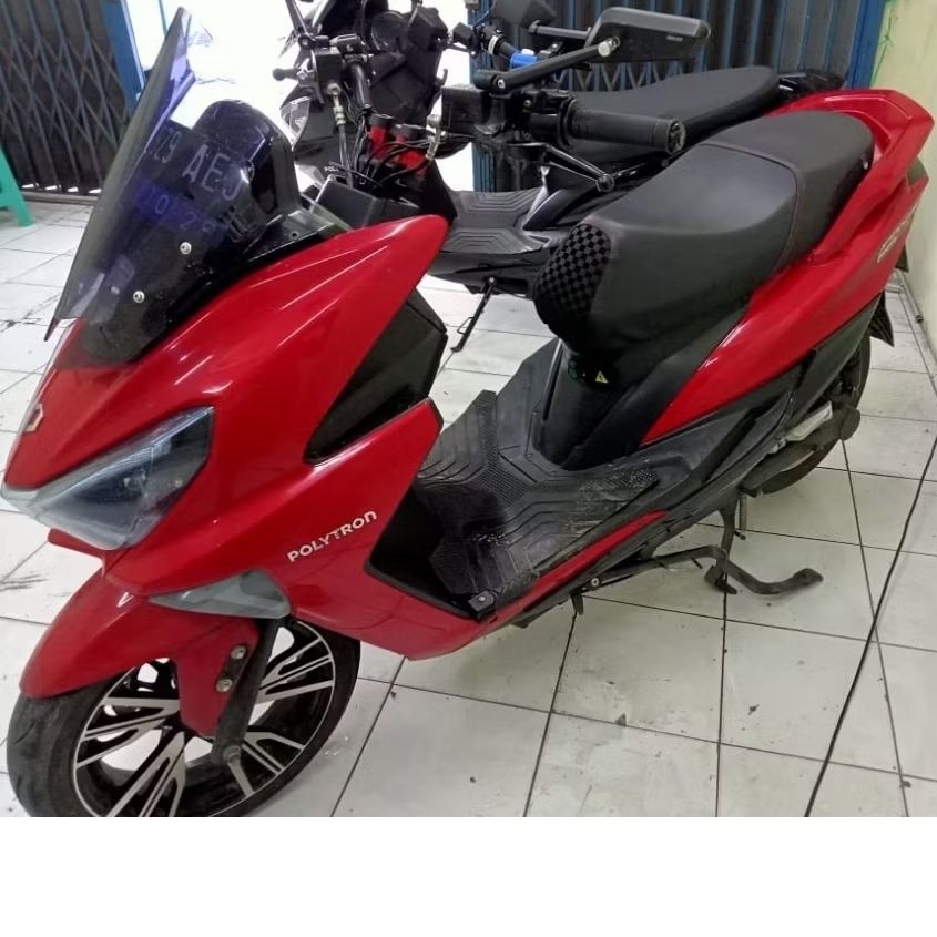 Sepeda Motor Listrik Polytron FOX R (2nd)