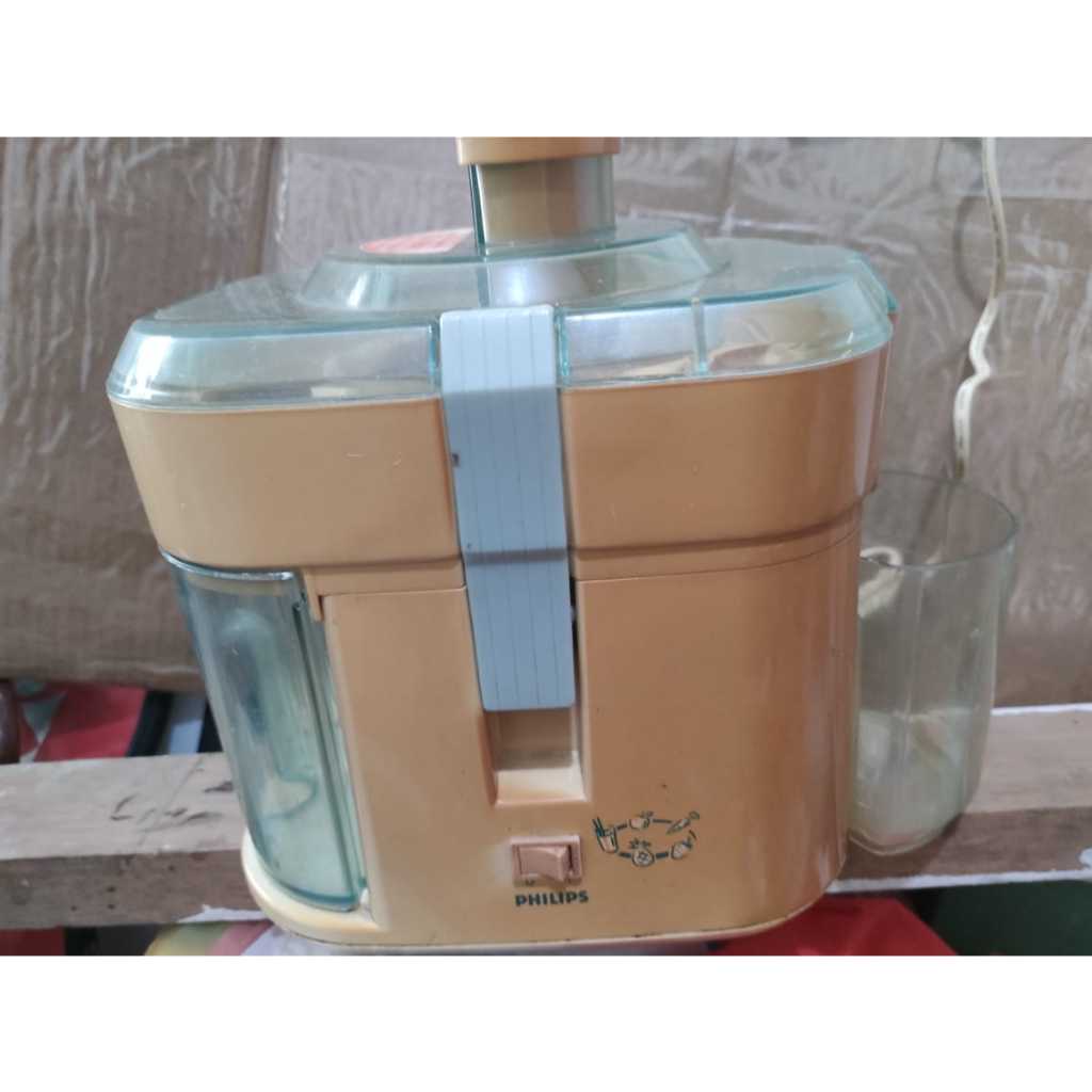 TANPA KOTAK JUICE EXTRACTOR Philips HR2826