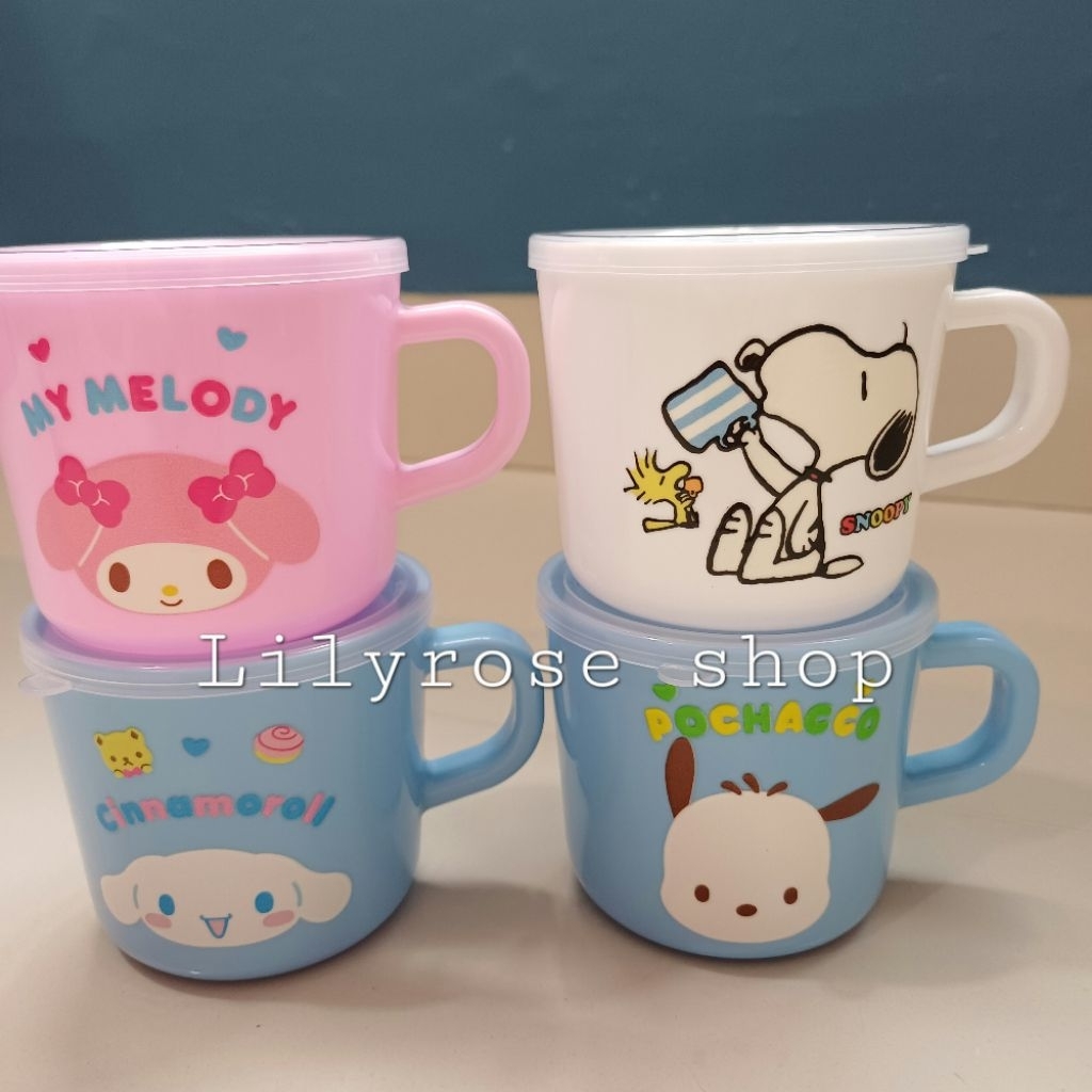 Cangkir cup plastik Snoopy San*** my melody cinnamoroll pochacco