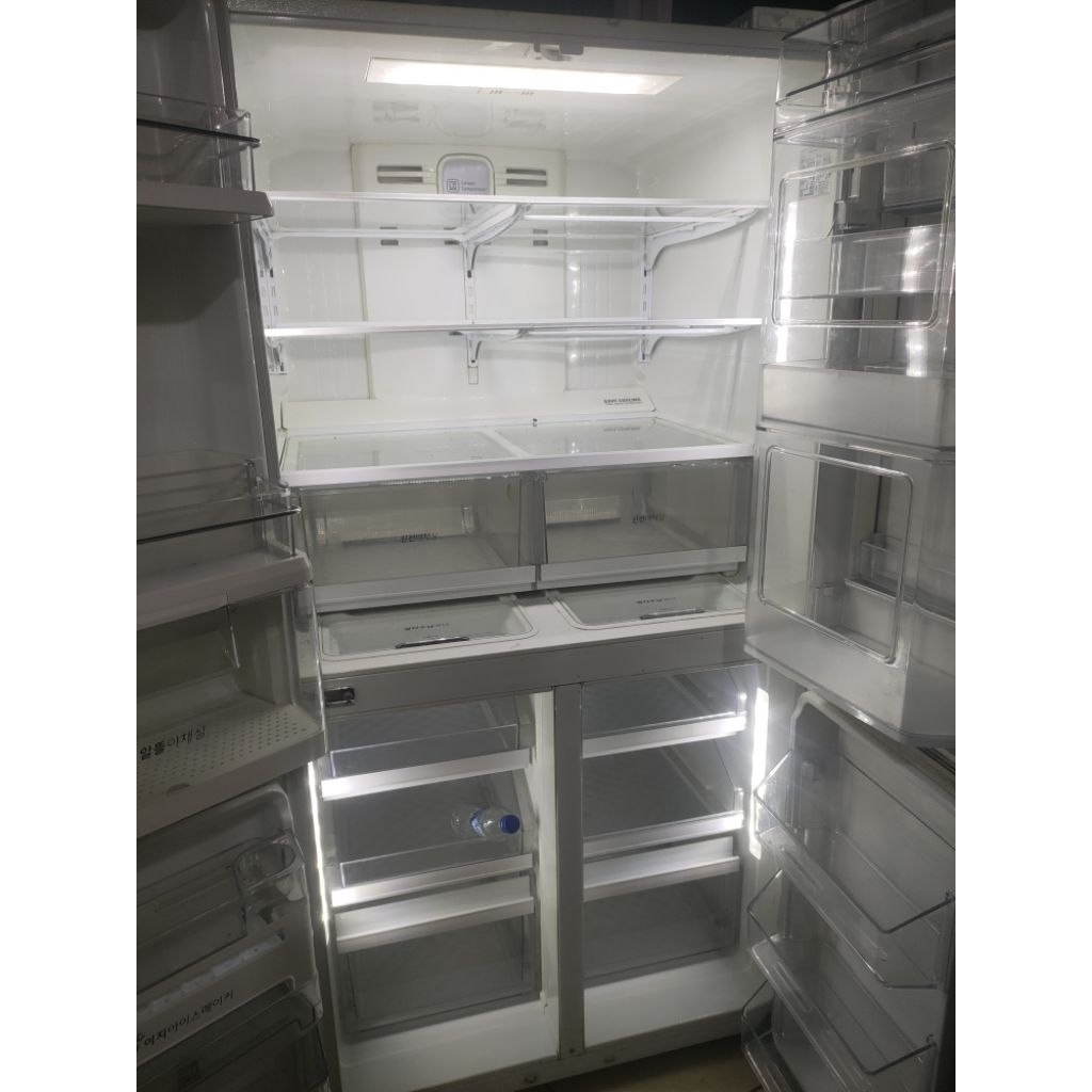 kulkas lg 4 pintu second normal