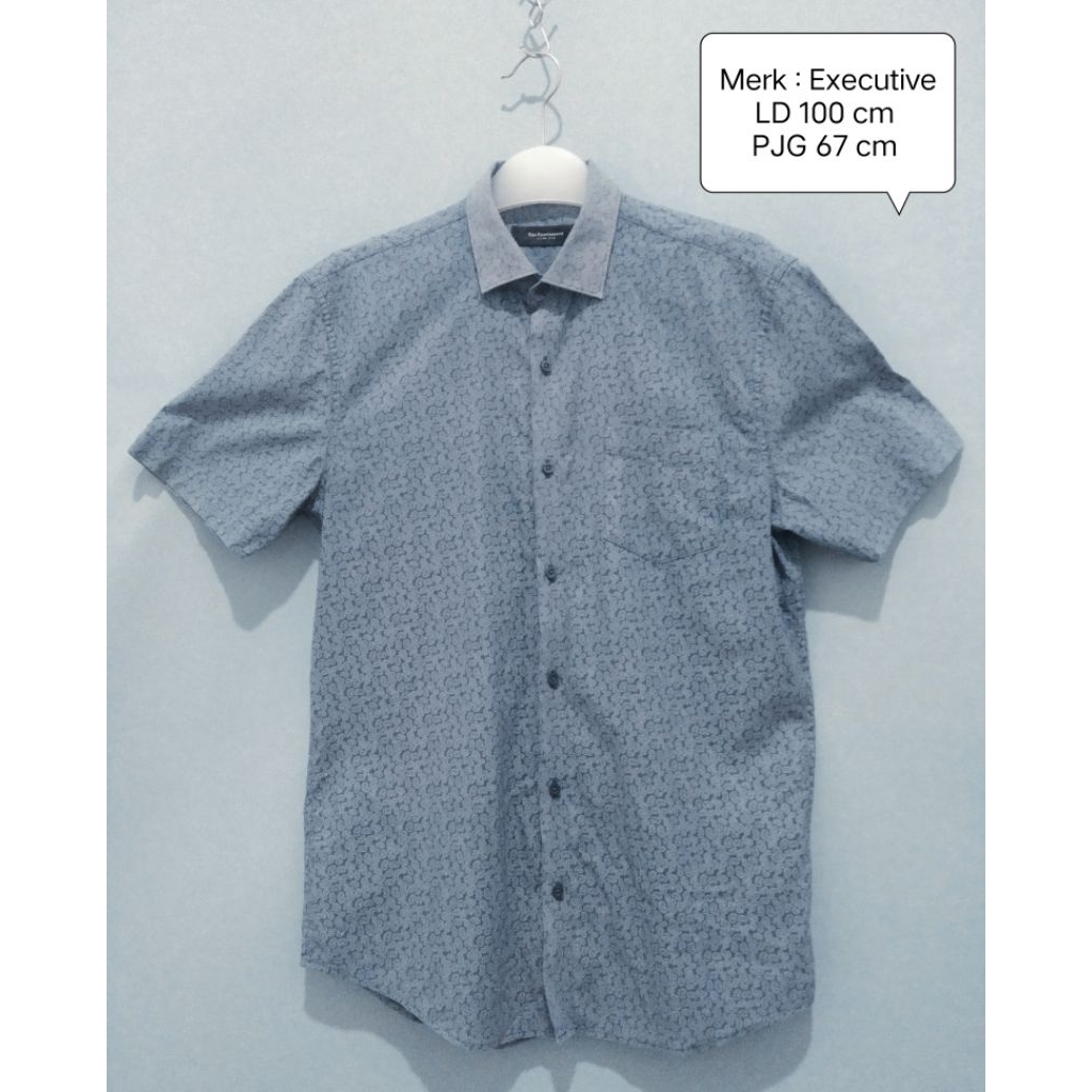 Kemeja Pria Biru Lengan Pendek Executive Preloved