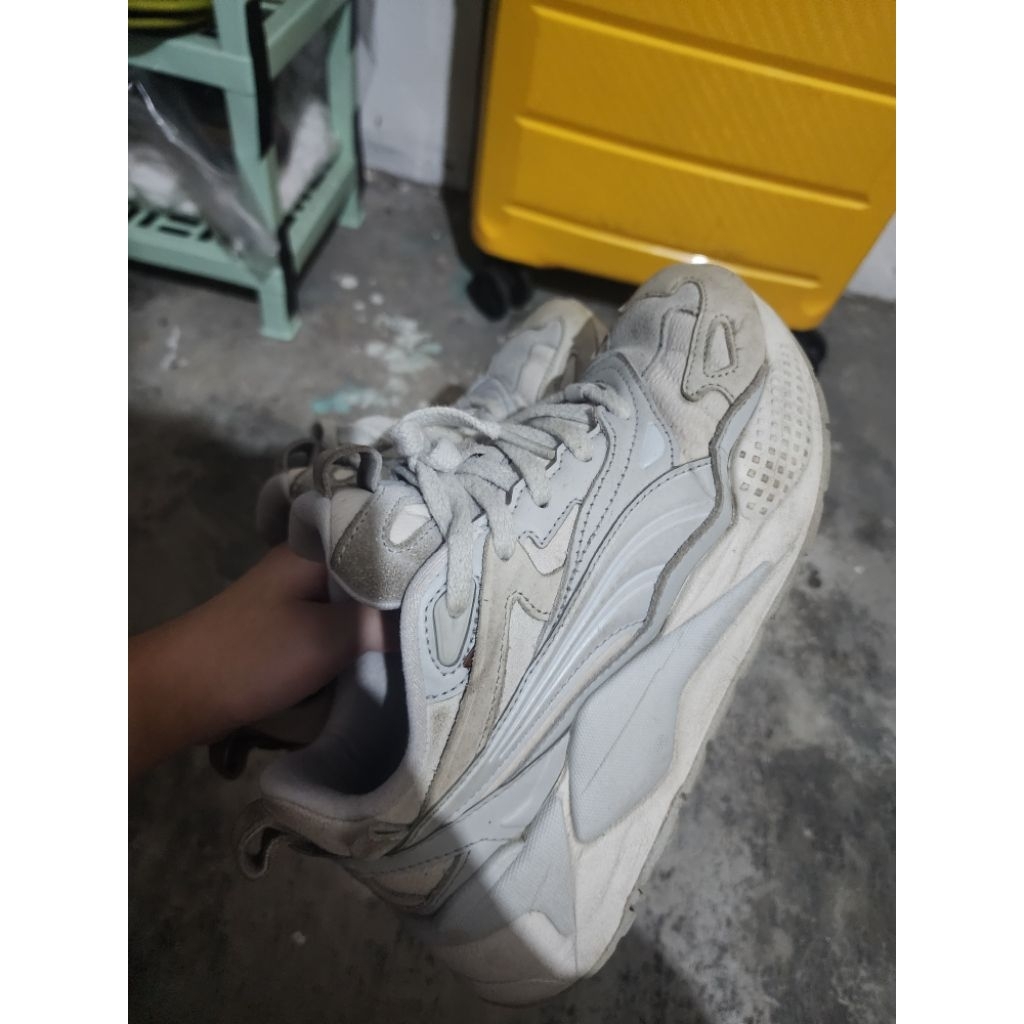 Sepatu Sneakers PUMA RS-X Selflove Second Preloved
