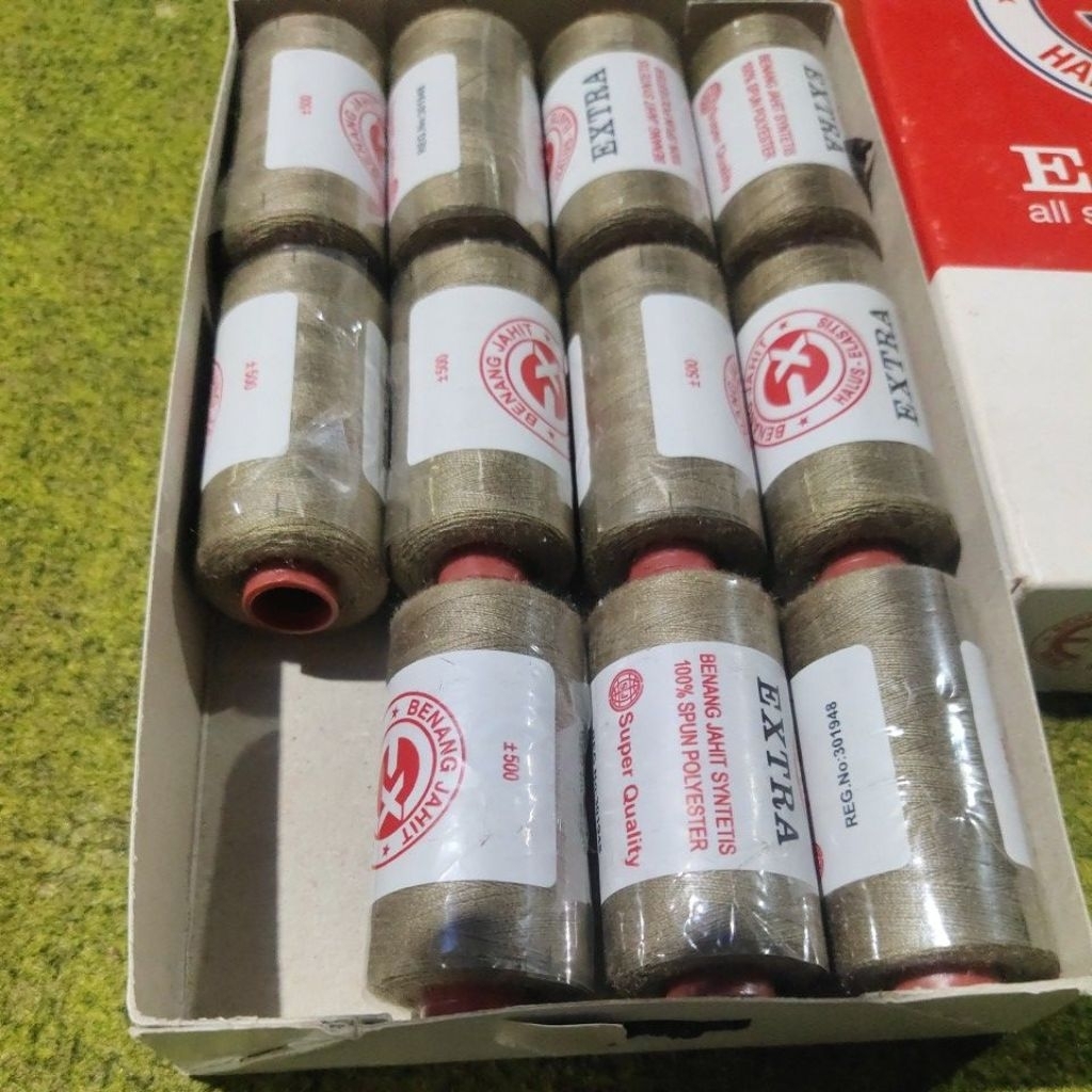Benang jahit extra hijau sage