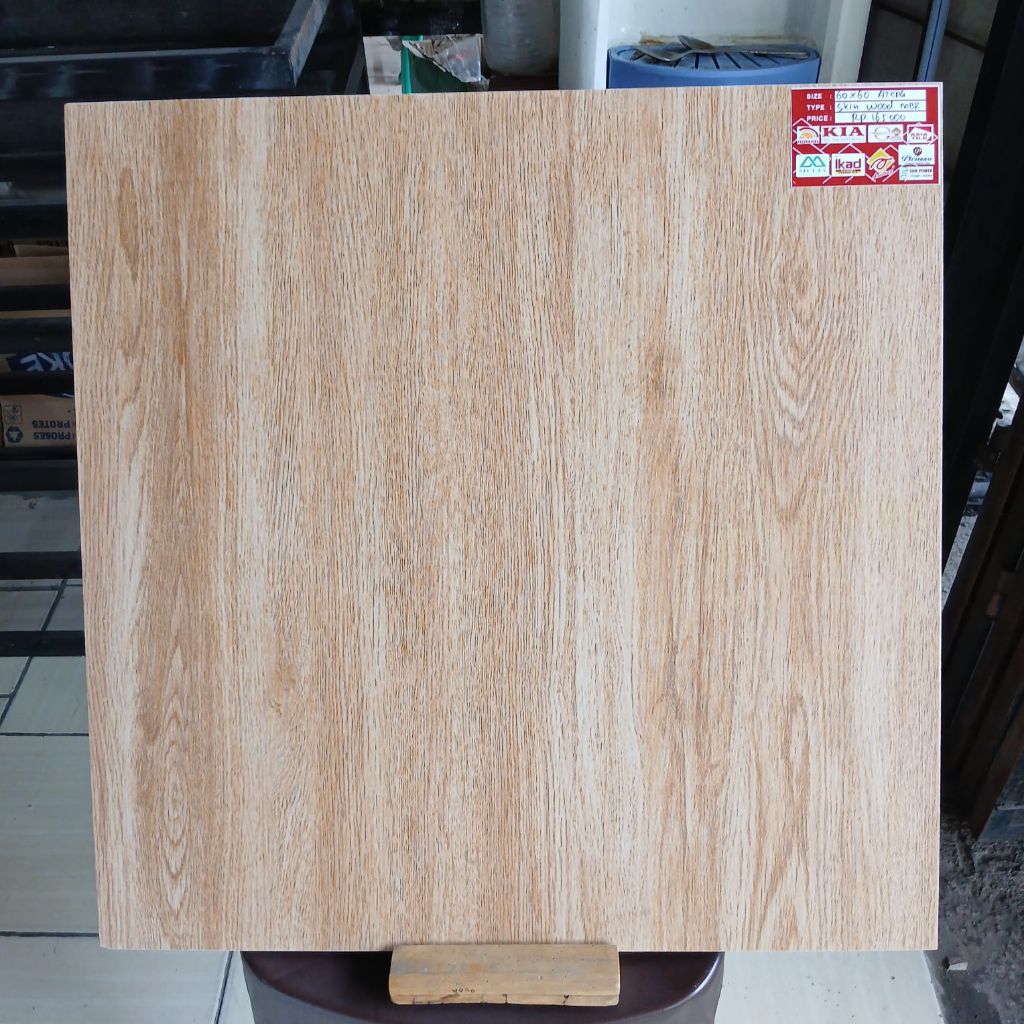 granit lantai 60×60 ikad skin wood