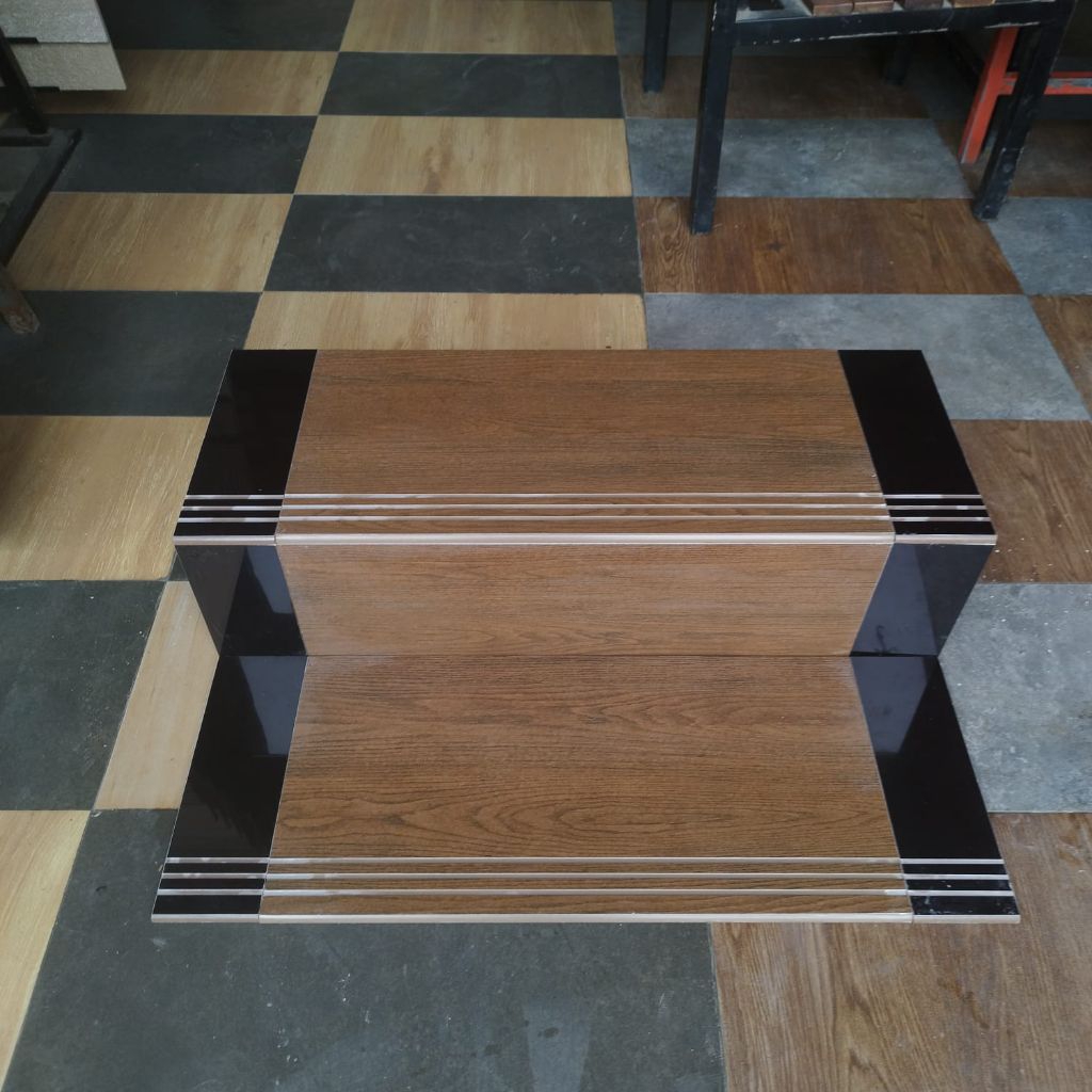 Granit anak tangga kombinasi 30x80/20x80